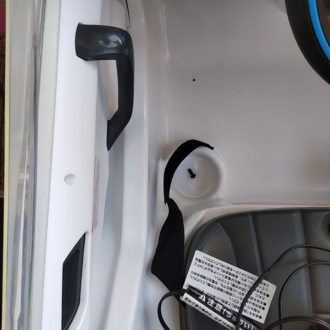 トイザらス　BMW i8 Concept Spyder 子供用電動自動車