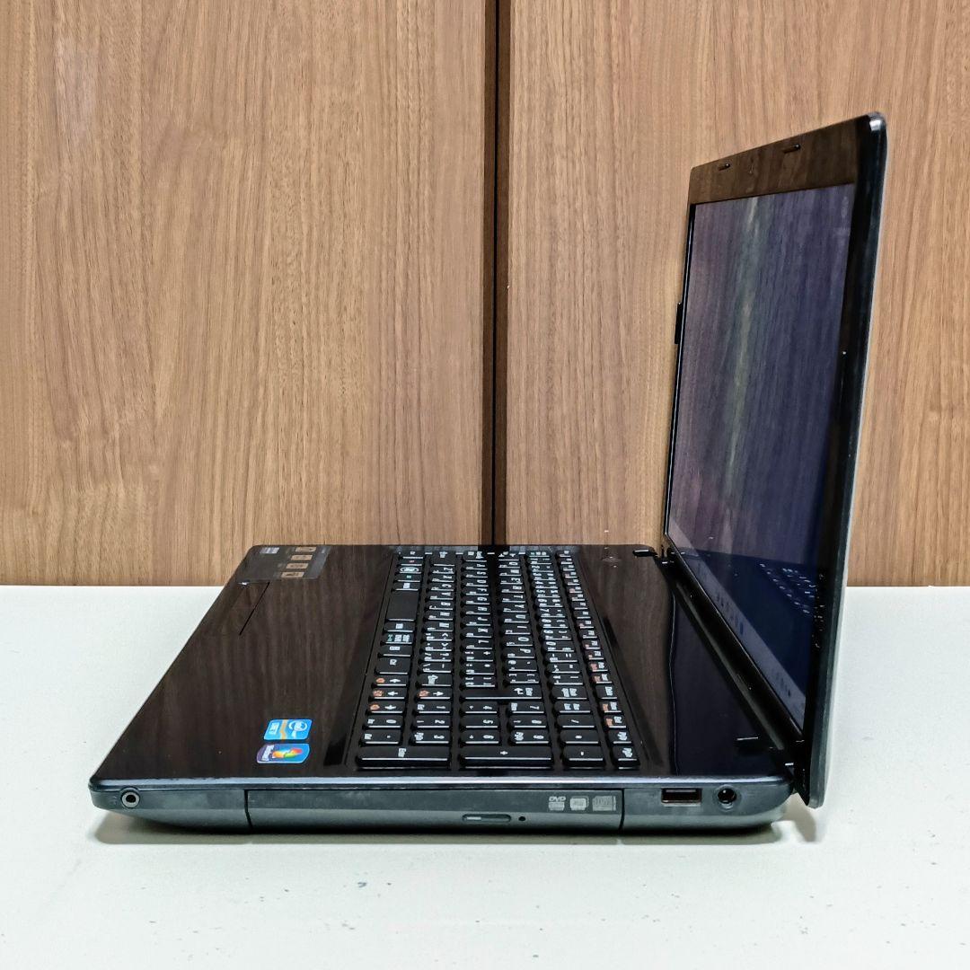 1台限り 特価 Lenovo Corei7 メモリ8GB SSD256GB