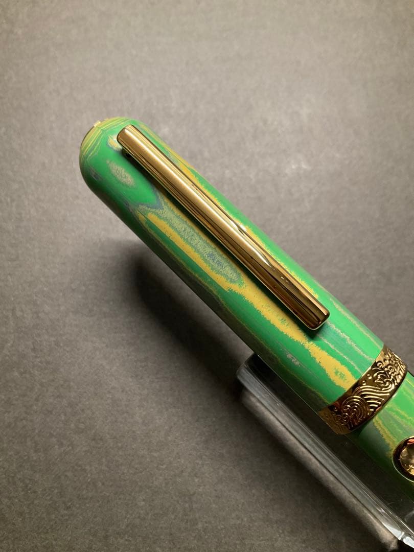 ナーワル　ナーヴァル　ノーチラス　スプリング　M　万年筆