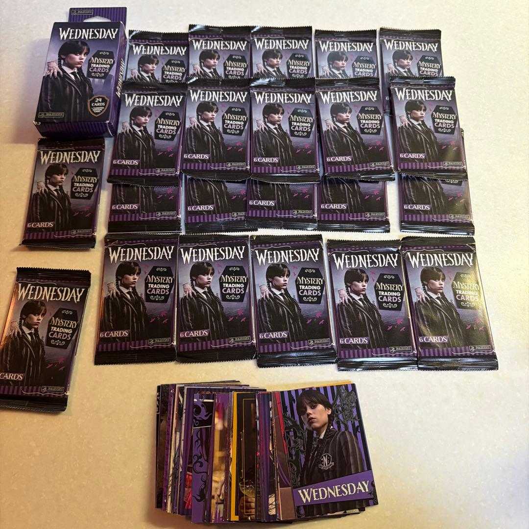 Wednesday ミステリートレーディングカード まとめ売り 日本未発売