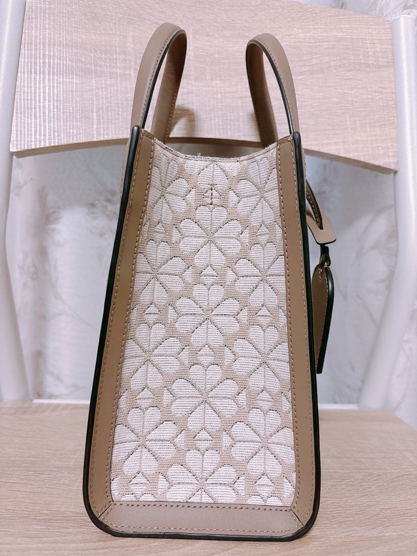 ★ケイトスペード★マンハッタン スペードフラワー ジャガード ベージュ