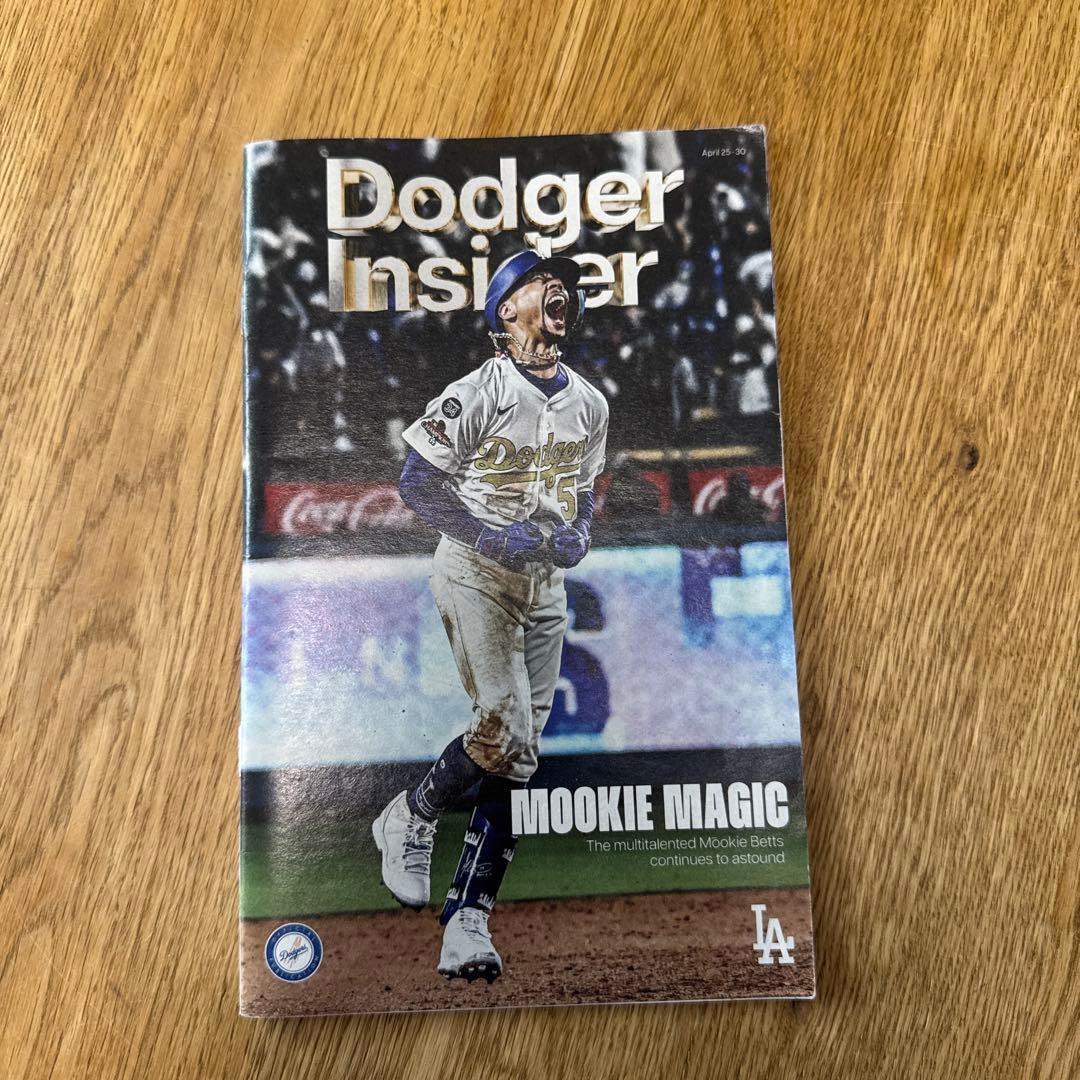 MVPトリオ　大谷翔平　フリーマン　ベッツ　ワールドチャンピオン　リング　冊子付