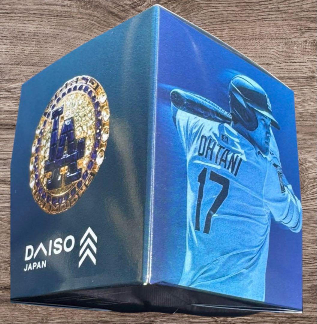 MVPトリオ　大谷翔平　フリーマン　ベッツ　ワールドチャンピオン　リング　冊子付