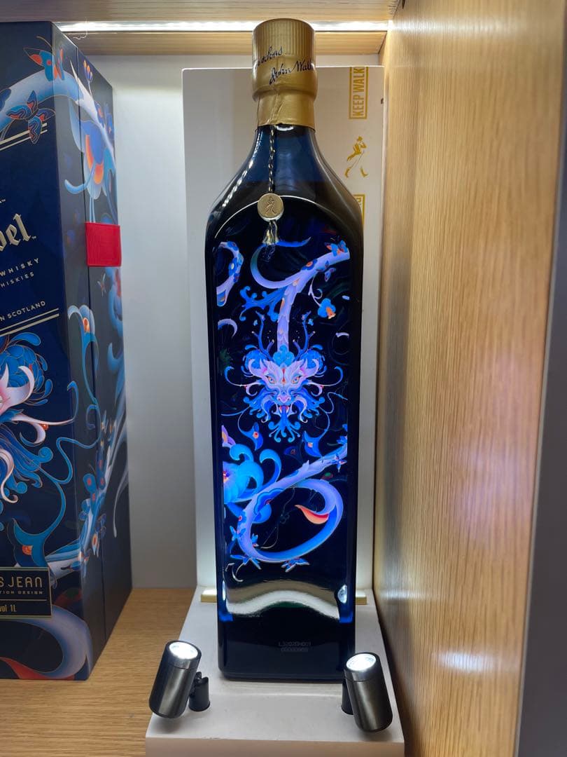 【2024年数量限定】ジョニーウォーカー ブルーラベル イヤーオブザドラゴン