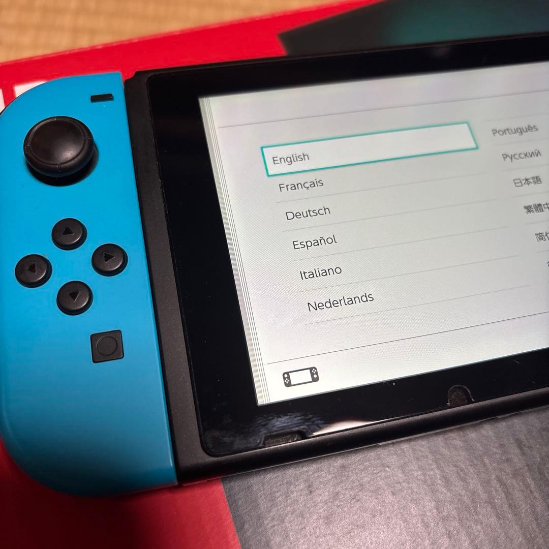 k*4様 Nintendo Switch ネオンブルー/ネオンレッド 本体　訳あ