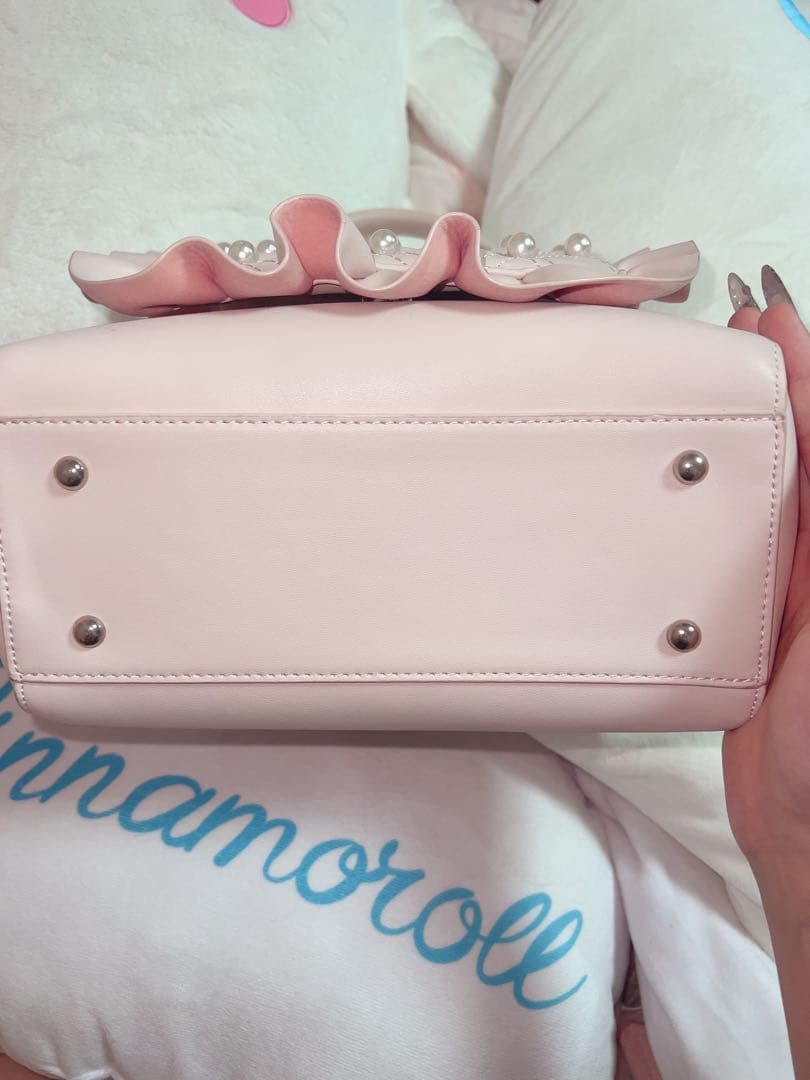 。Eternity love mellfy bag