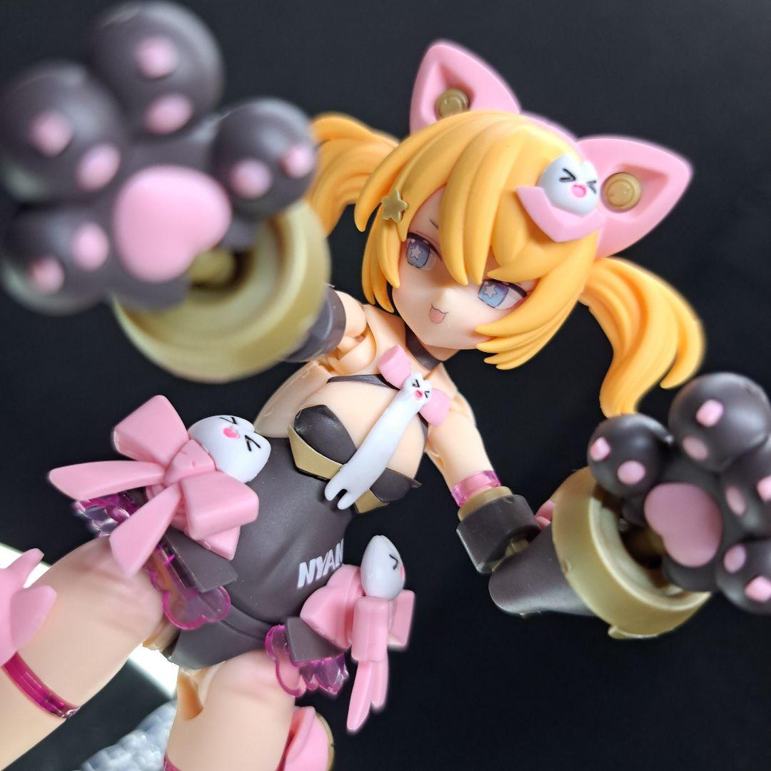 完成品　メガミデバイス　プニモフ　PUNI☆MOFU 　クロマオ