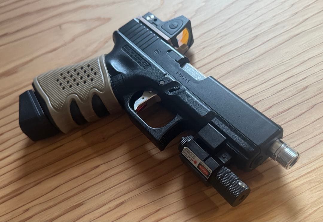 GLOCK 19 ガスガン　グロック19 3rd カスタム　東京マルイ