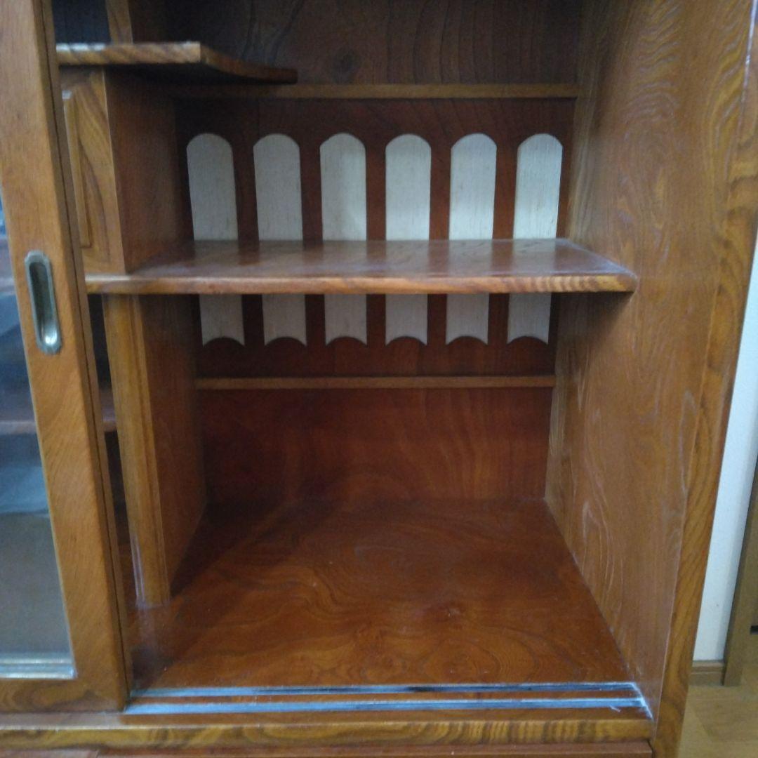 茶箪笥 ガラス扉付き 収納家具