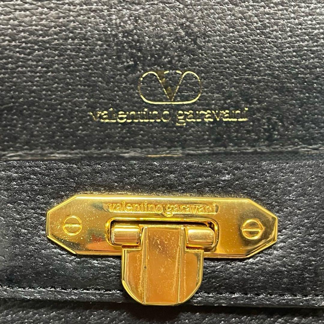 VALENTINO GARAVANI ハンドバッグ ゴールド金具 レザー 黒色