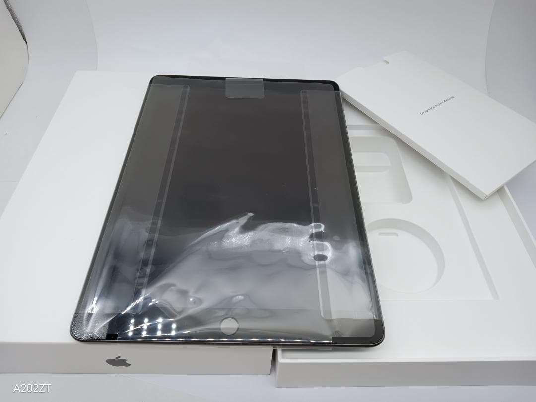 未使用 iPad 第8世代 Wi-Fiモデル 32GB シルバー タブレット