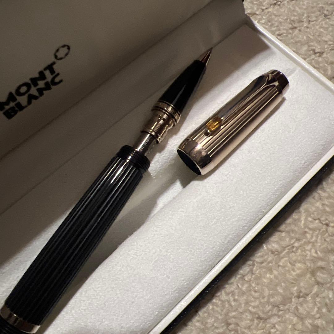 MONT BLANC ボールペン本体 専用ケース付き　宝石付き