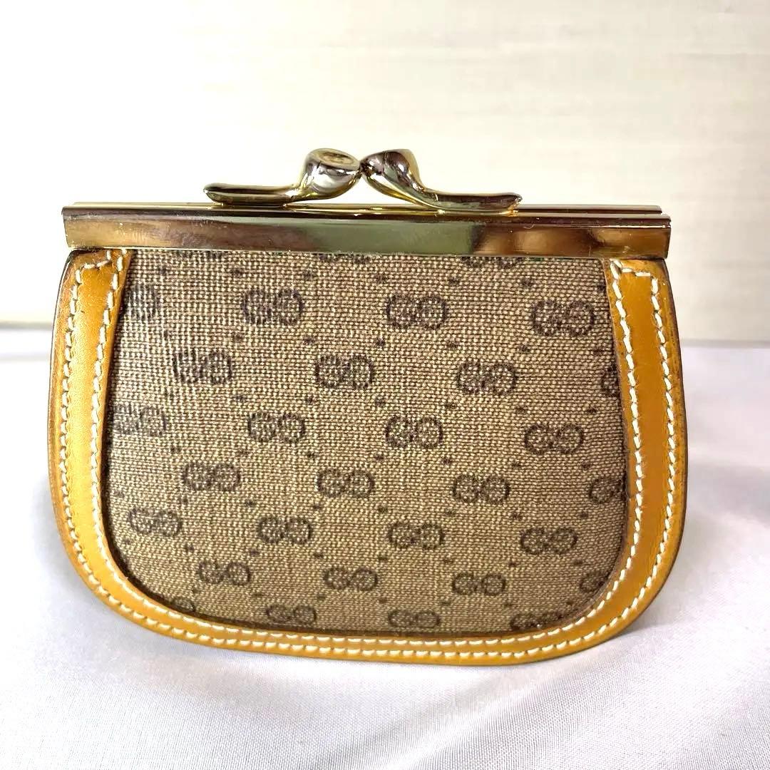 番号15 美品　【グッチ】 インターロッキングG がま口 ケース GG