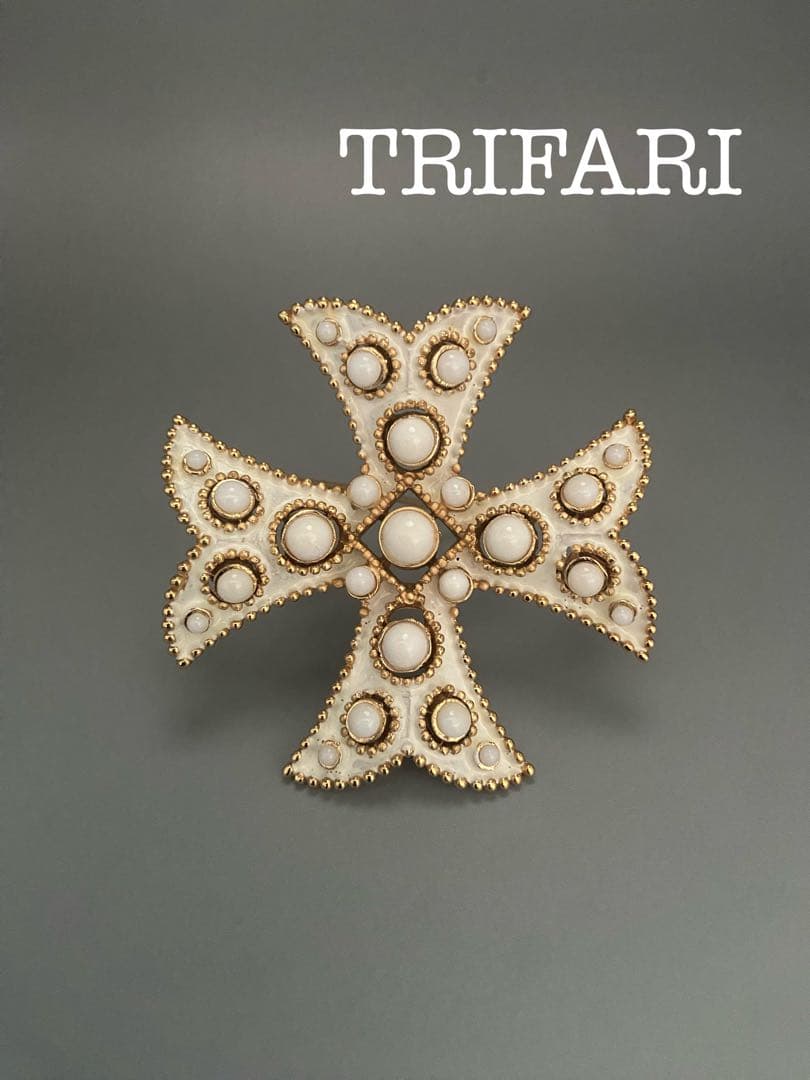 lotuscloud 2449⭐️TRIFARI トリファリ ブローチ ビンテージ