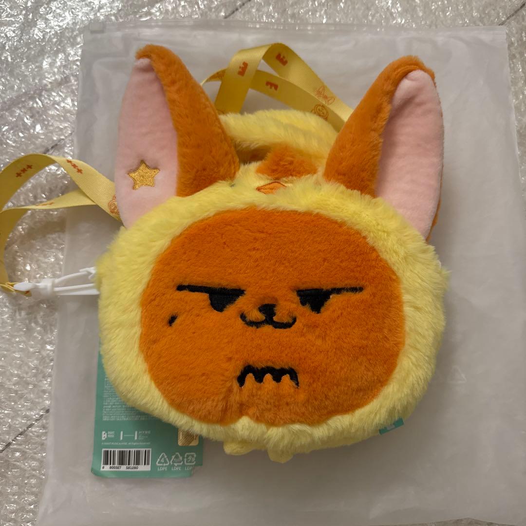 1/16までの出品　ファンチュン　クロスバッグ