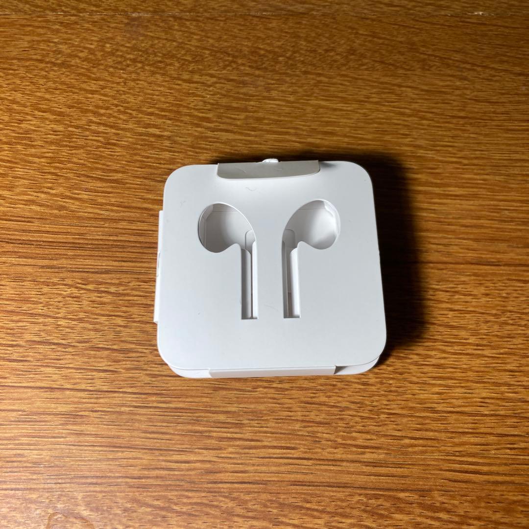 iPhone8 256GB シルバー 外箱付 画面前面一部割有り　SIMフリー