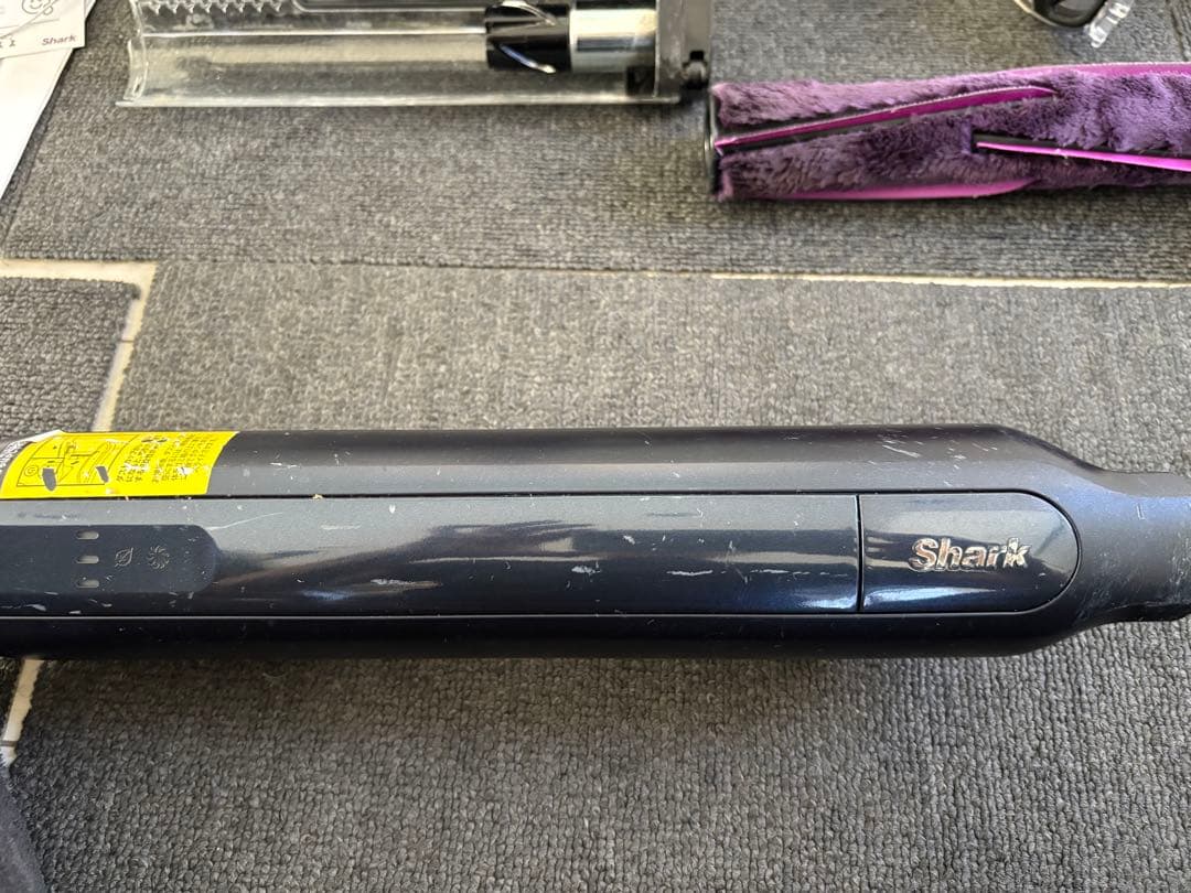 Shark コードレススティッククリーナー CS651JBL本体　バッテリー含