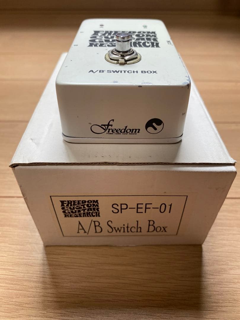 ギター Freedom Custom Guitar AB Switch Box