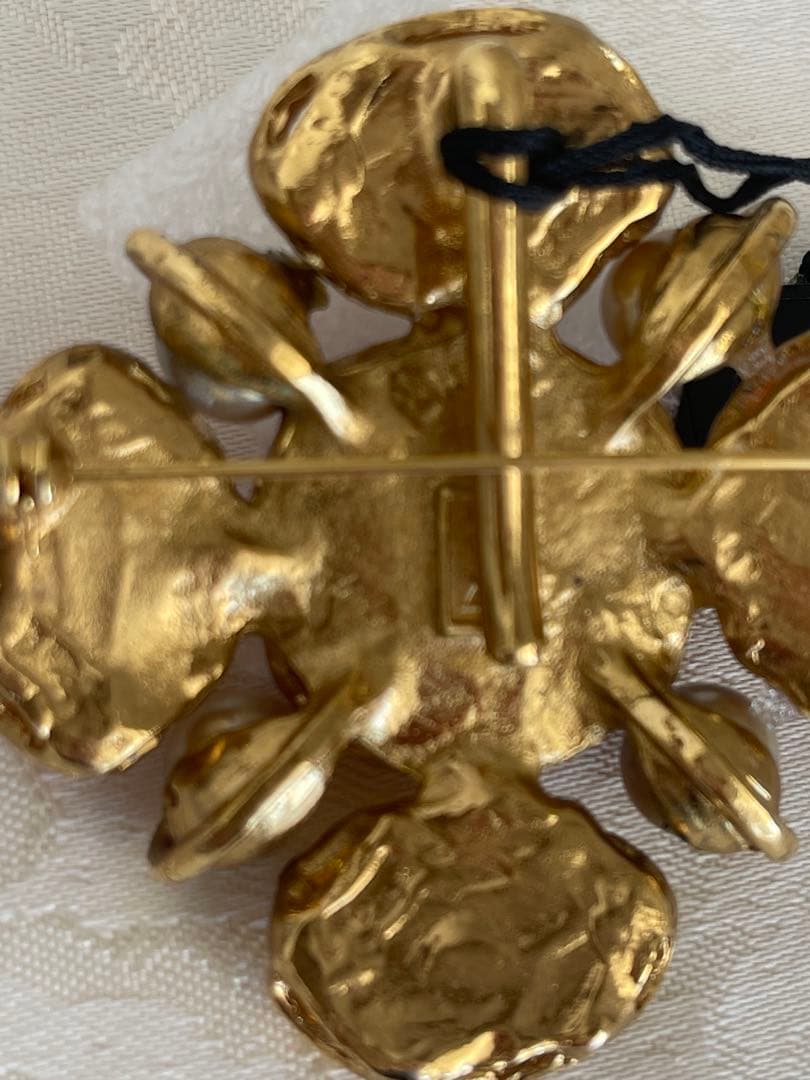 P*O様 イヴサンローラン YVES SAINT LAURENT 未使用　ブロー