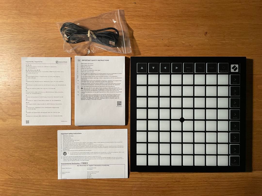 Novation Launchpad X 純正キャリングケース付き