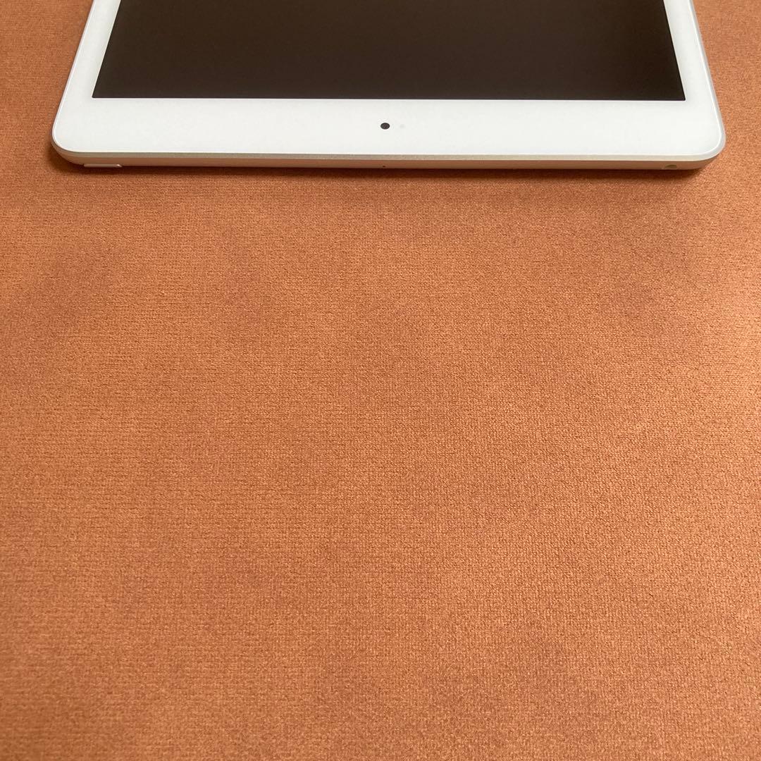 1【早い者勝ち】電池ほぼ新品☆iPad7 第7世代 32GB WIFIモデル☆