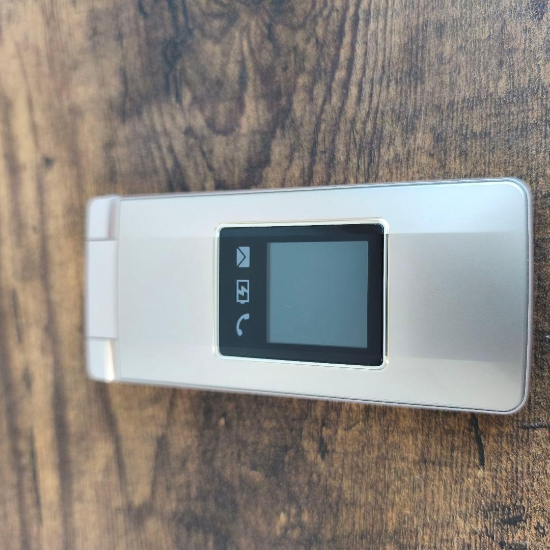 【美品】かんたん携帯11 A207SH ゴールド SoftBank 判定○