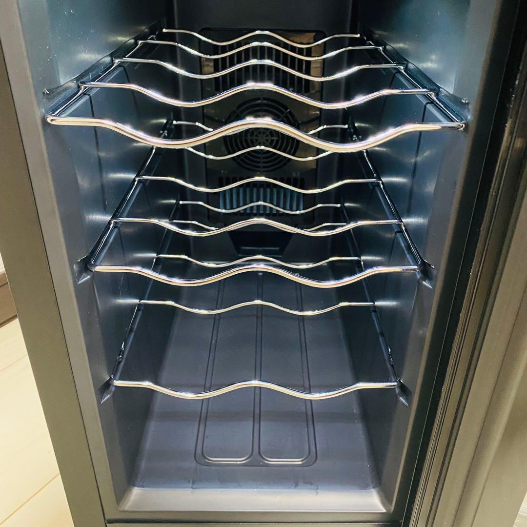 アイリスオーヤマ IRIS ワインセラー 2023年製