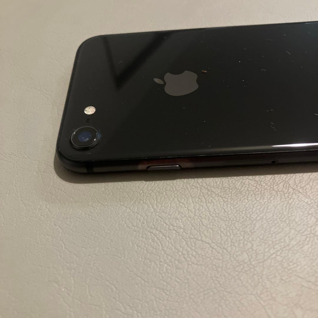 携帯電話本体 Apple iPhone8 64gb
