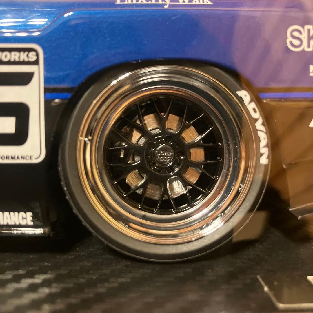 LBWK Nissan Skyline ミニカー 1/18