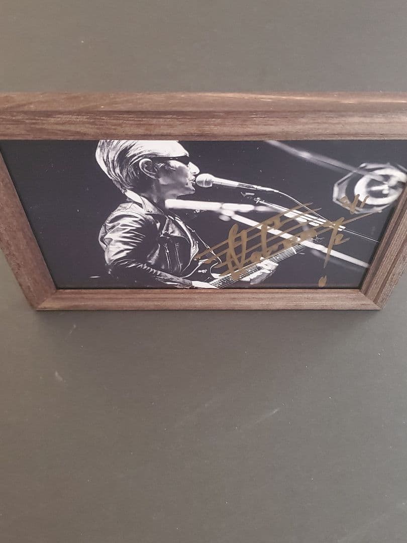 横浜銀蝿 JOHNNY 直筆サイン入り フォトスタンド