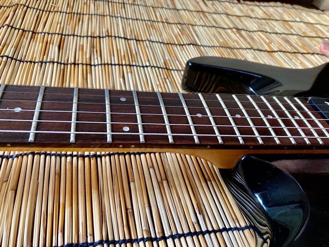 ☆値下早い者勝ち ☆多機能満載　AriaPro II MAGMA SSH ST