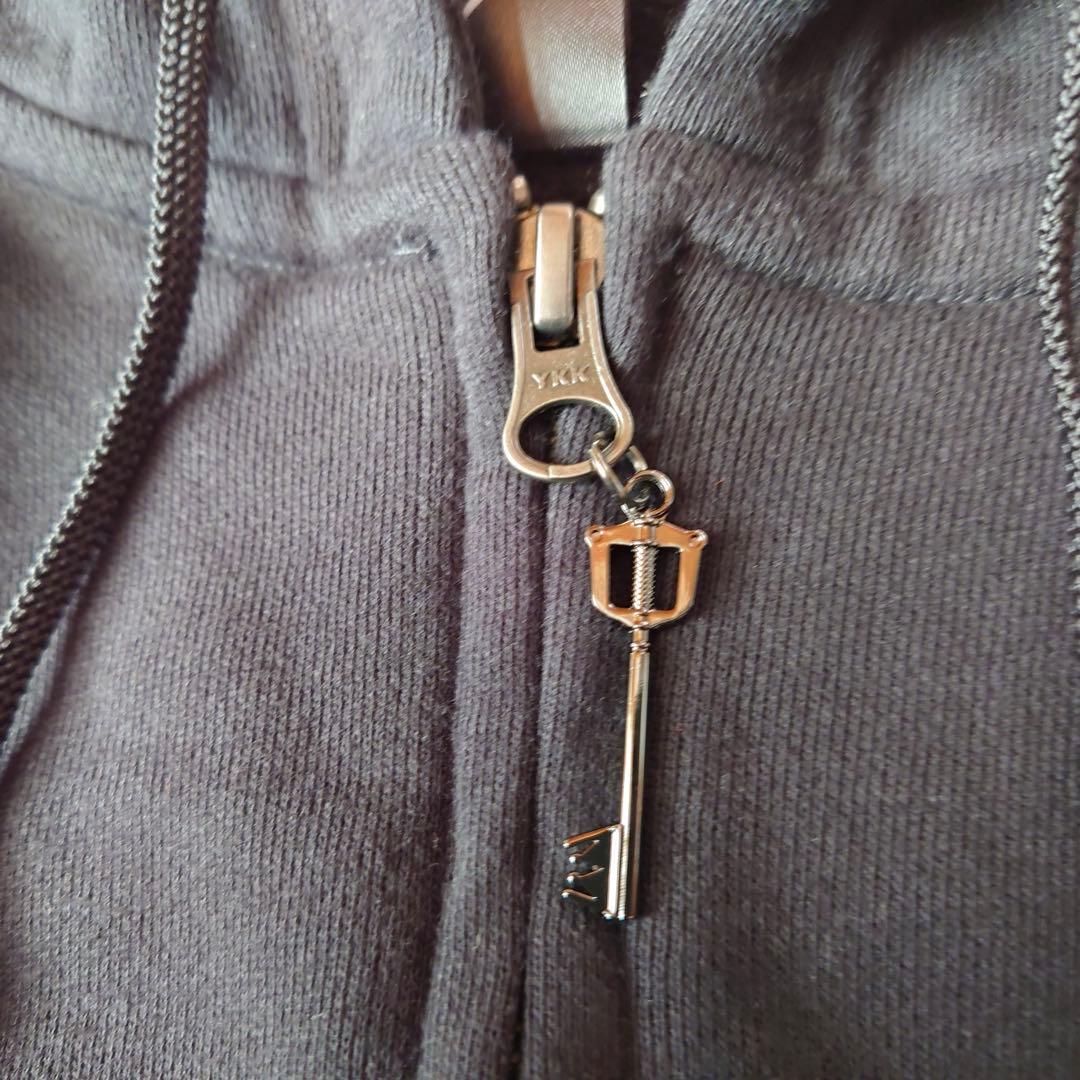 キングダムハーツ　スクエニカフェ アルトニア 限定　パーカー　ソラ　クラウン