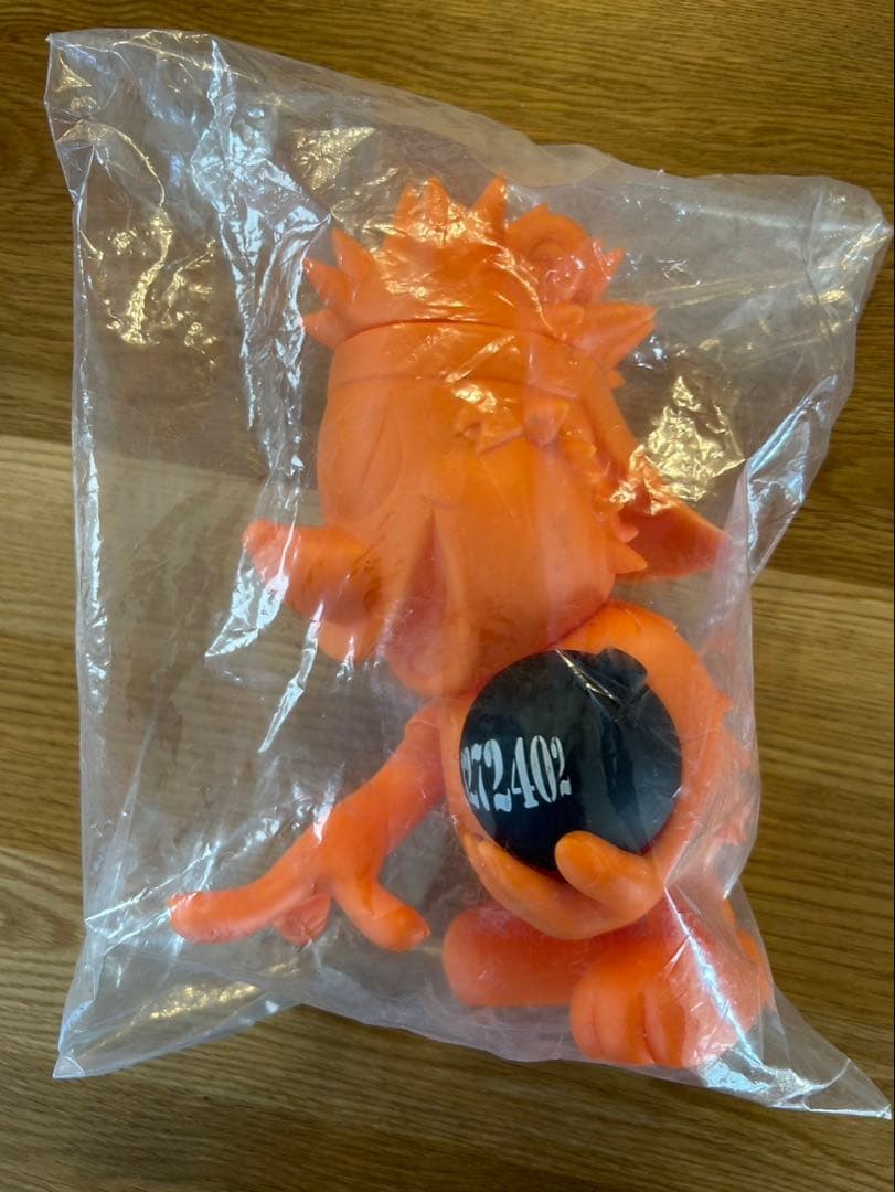 TWIM【 HEDGE HOG BOMBER オールオレンジ 】 非売品