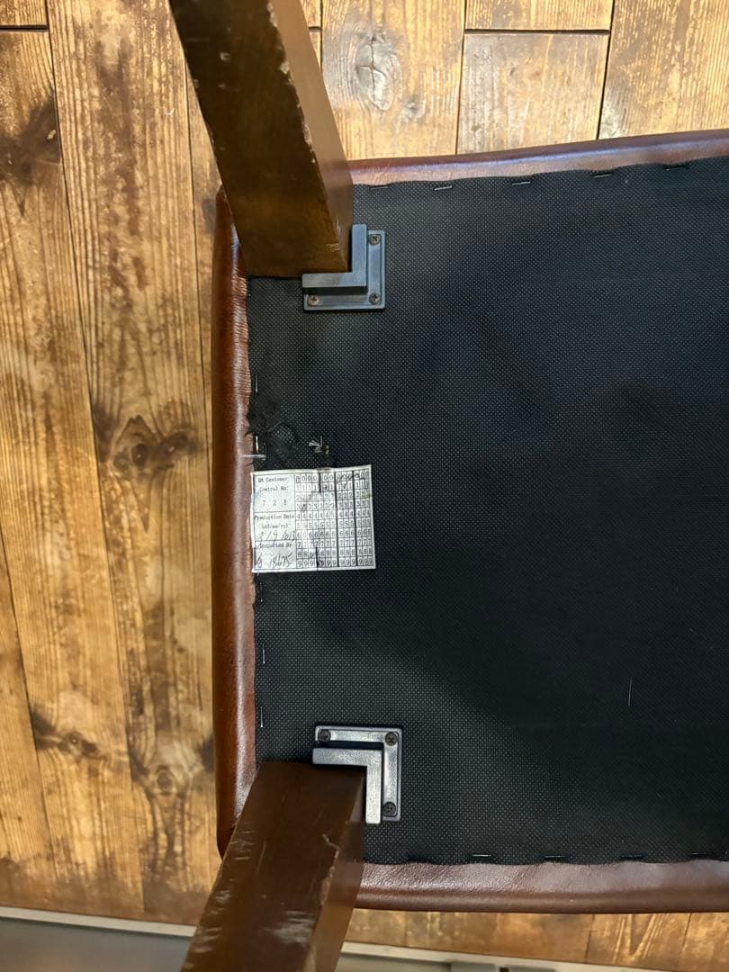 良品　unico 　FRAYE フレイ　レザー　オットマン