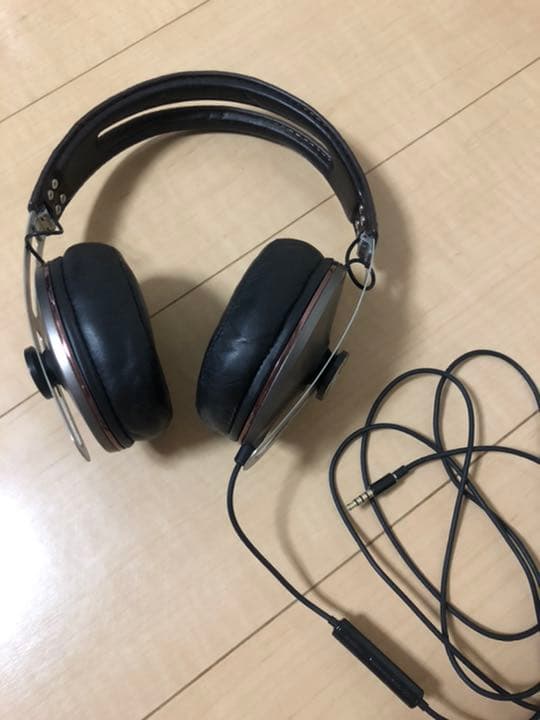 ヘッドホン