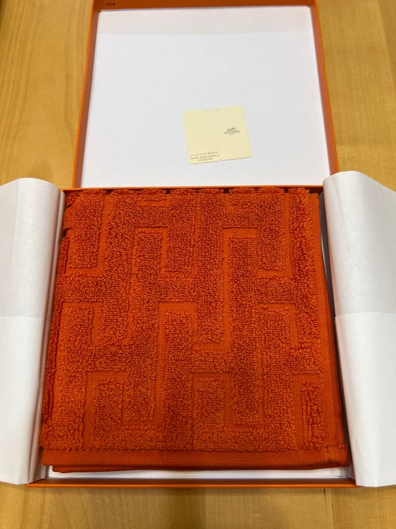 エルメス　ハンドタオル　カレ　タオル