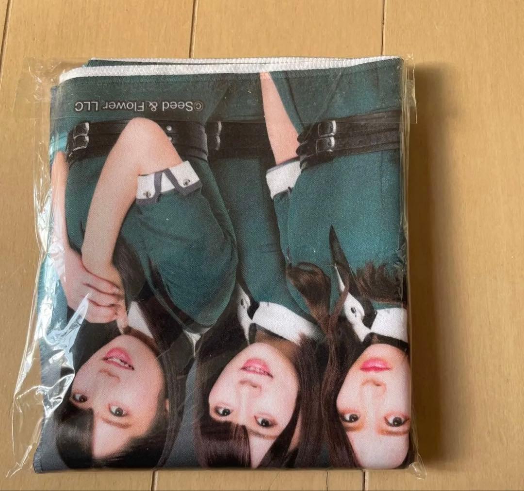 欅坂46 マイクロファイバータオル　ファミマ　ロッテ　懸賞　平手友梨奈　櫻坂46