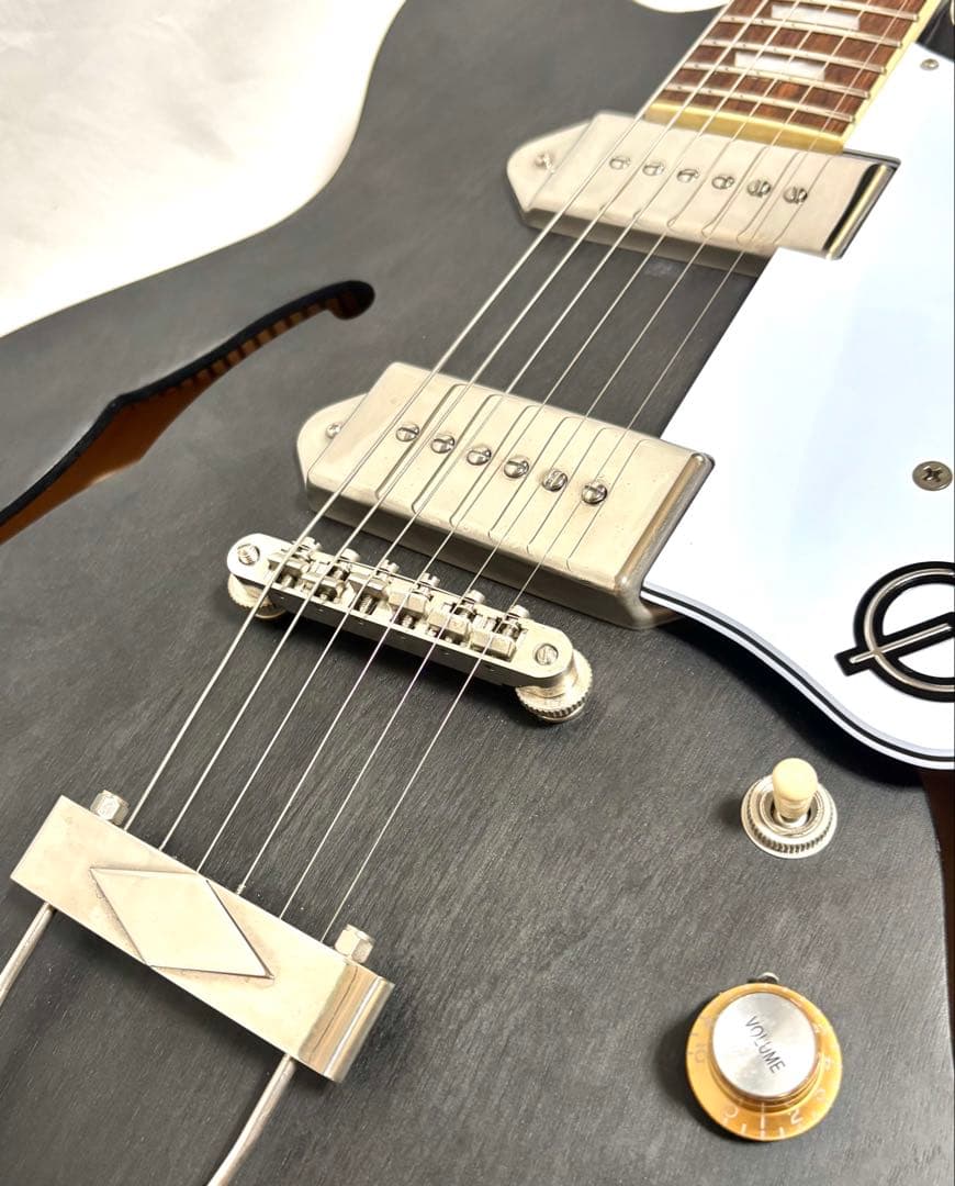 【新品弦張替済】Epiphone CASINO WORN ロック式ペグ ブラック