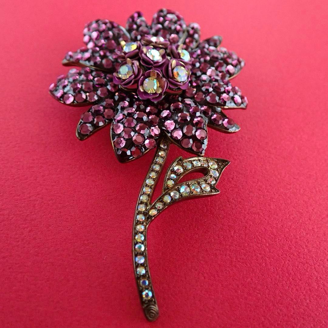 バトラーアンドウィルソン BUTLER&WILSON ブローチ オーロラストーン