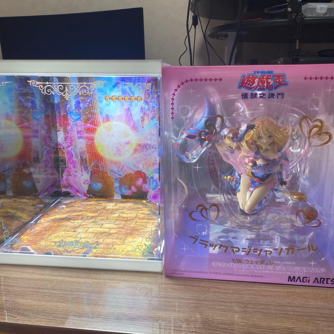1/6 マギアーツ ブラックマジシャンガール フィギュア 専用ケース上下照明付