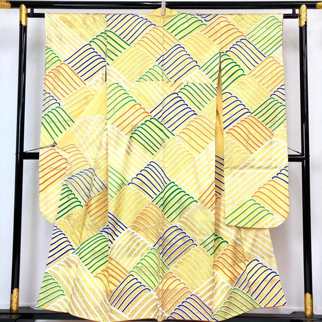 【TAMA屋】全て正絹全て振袖 全て刺繍入り 荒波 まとめ売り3点 TM1997