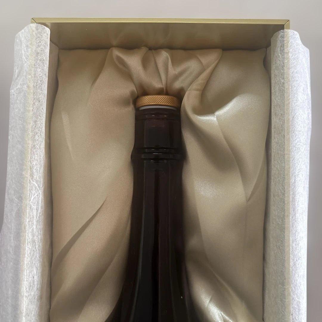 龍泉 日本酒 750ml 空ビン　空箱　蔵出年2023年