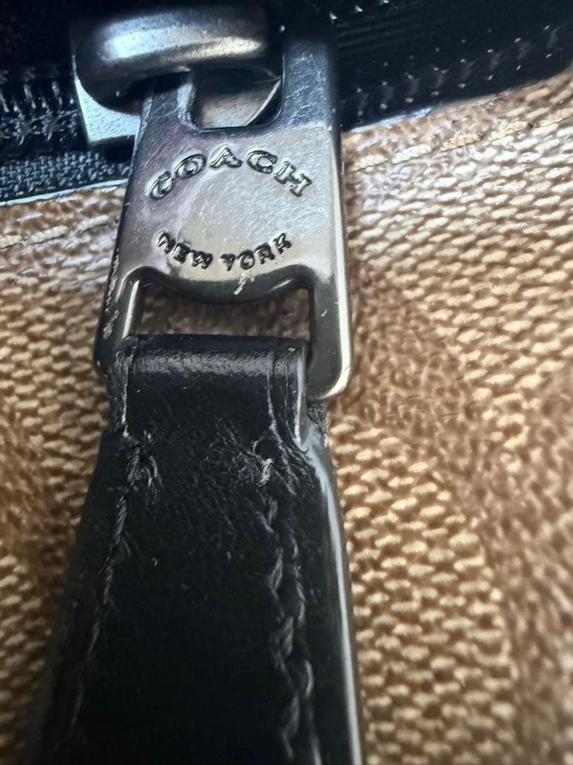 coach ショルダーバック　メンズ　レディース