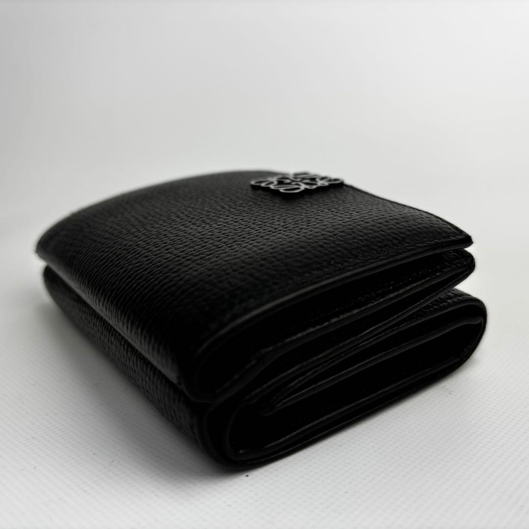 LOEWE ロエベ　アナグラム　トライフォールドウォレット　Ｗホック　三つ折り