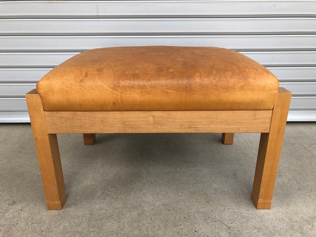 sawagen様北の住まい設計社 オットマン