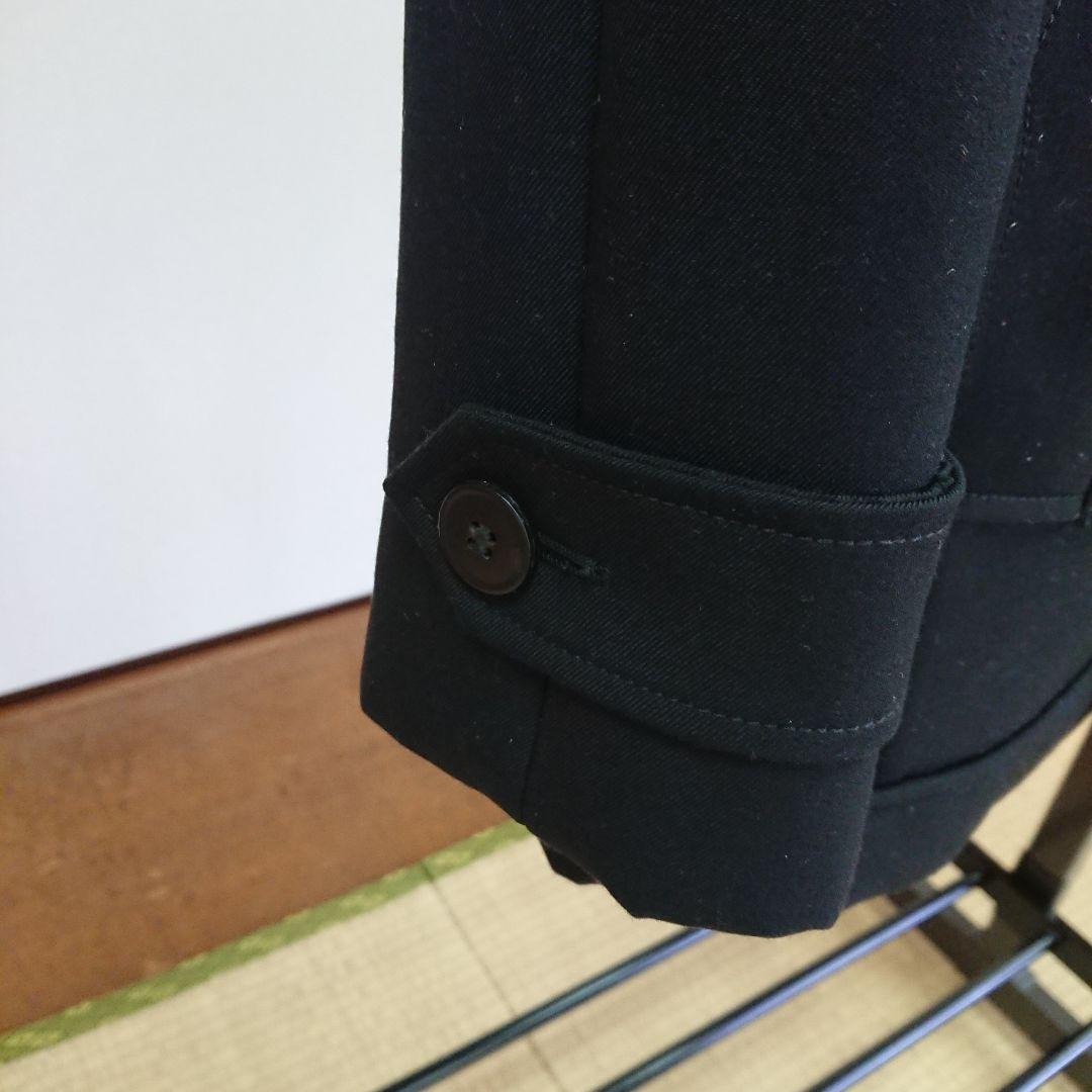 バレンシアガのコートなんですけど