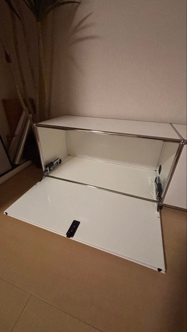 haller サイドボード　usm