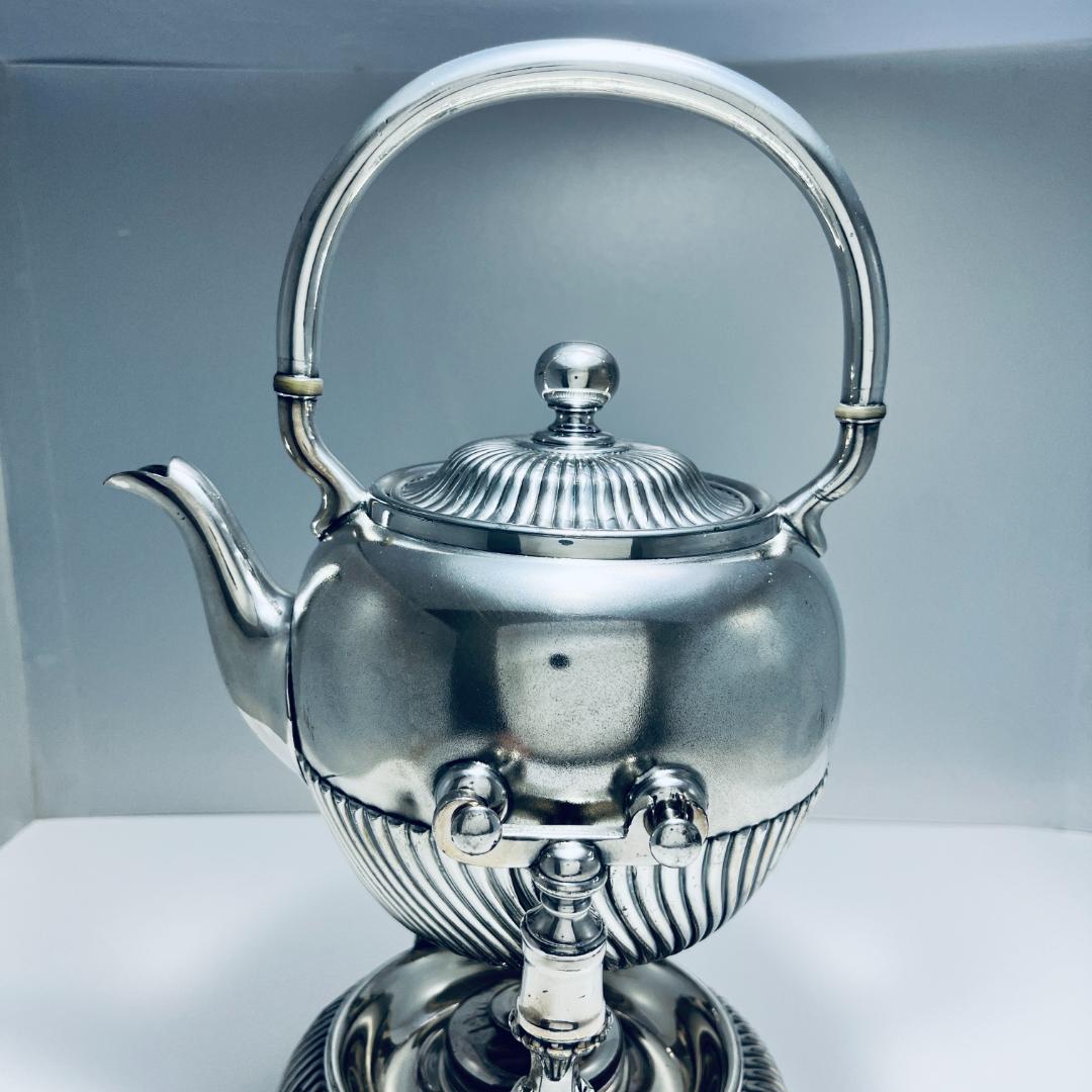 【WILCOX】ビクトリアンのティーケトル 【シルバープレート】