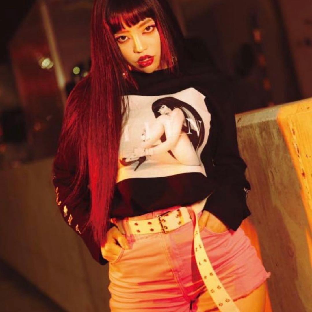 み*み様 ちゃんみな 公式グッズ 美人 ロンT 長袖