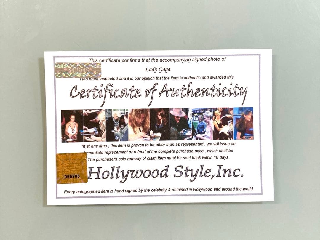 レディー・ガガ直筆サイン入り2Lサイズ写真…Lady Gaga